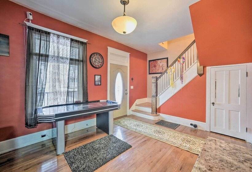 Quiet Oneonta Home Walk To Historic Dtwn!