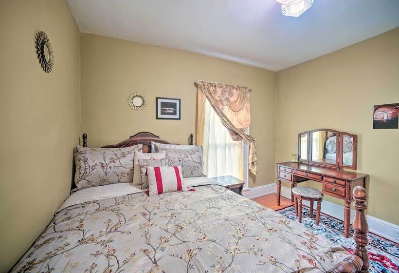 Quiet Oneonta Home Walk To Historic Dtwn!