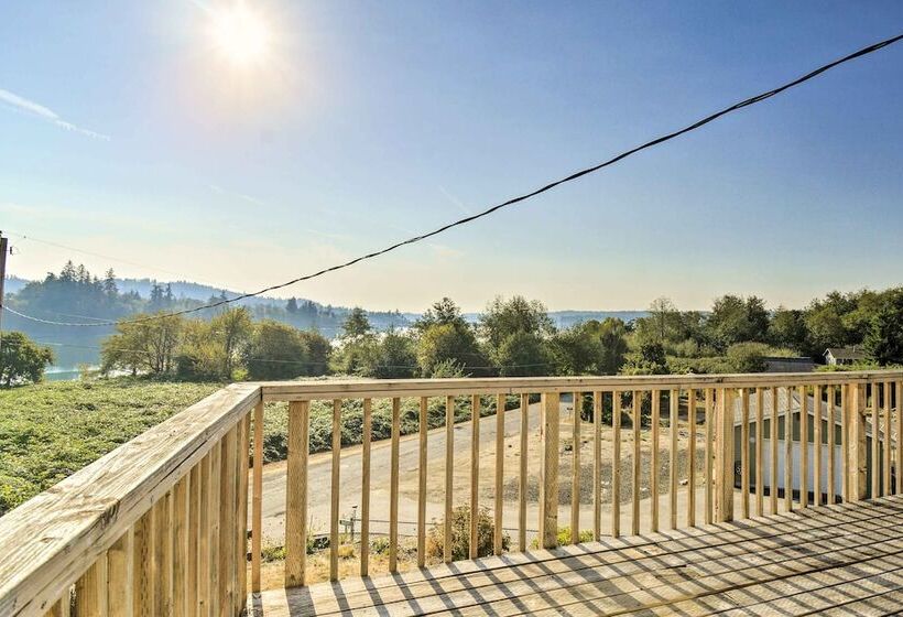 Relaxing Poulsbo Duplex W/ Liberty Bay Views!