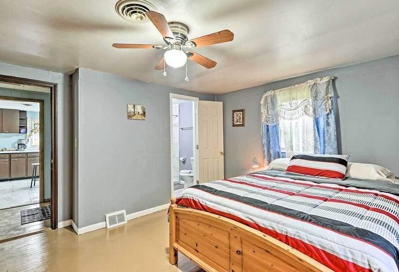 Remodeled Abingdon House W/ Spacious Yard!