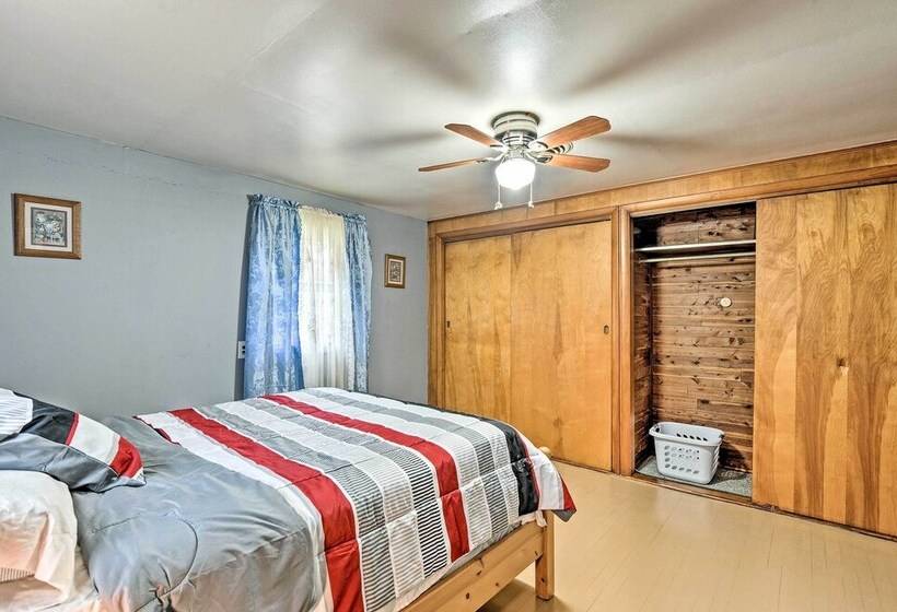 Remodeled Abingdon House W/ Spacious Yard!