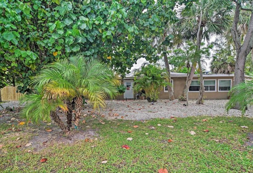 Retreat Half Mile To Beach/siesta Key Village