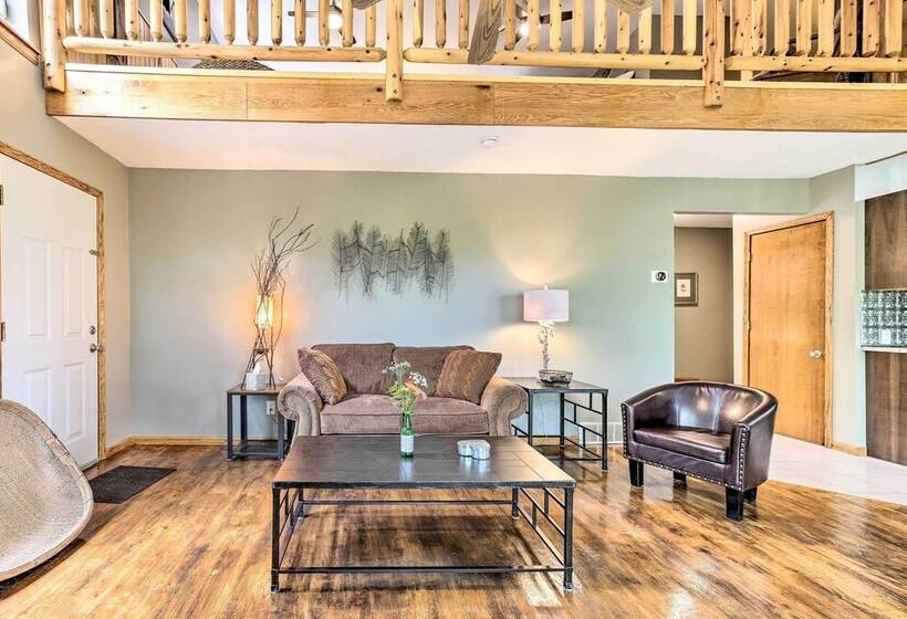 Red River Gorge Cabin W/ Private Hot Tub!