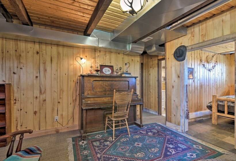 Rustic Cabin 20 Mins To Capitol Reef Nat L Park!