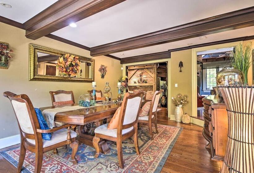 Rustic Retreat W/ Hot Tub In North Branford!