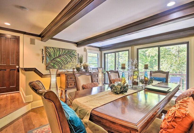 Rustic Retreat W/ Hot Tub In North Branford!