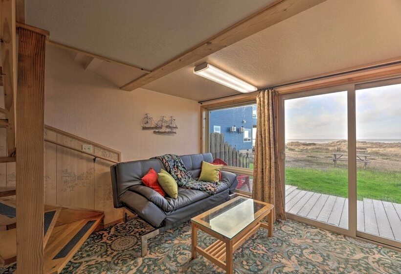 Sanderling Sea Cottages, Unit 2: Walk To Coast!