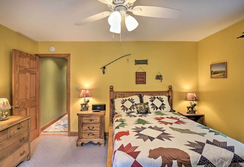 Scenic Little Ossipee Lake Retreat W/ Grill!