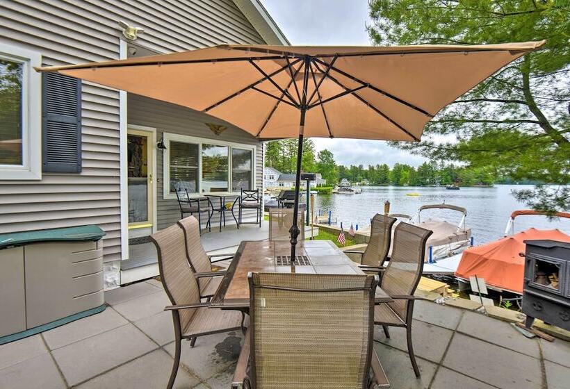 Scenic Little Ossipee Lake Retreat W/ Grill!