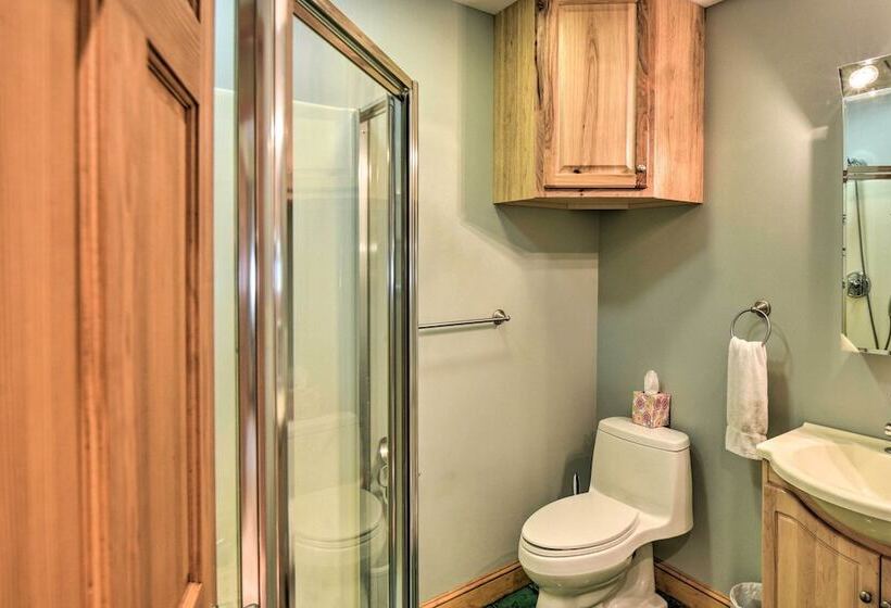 Scenic Little Ossipee Lake Retreat W/ Grill!