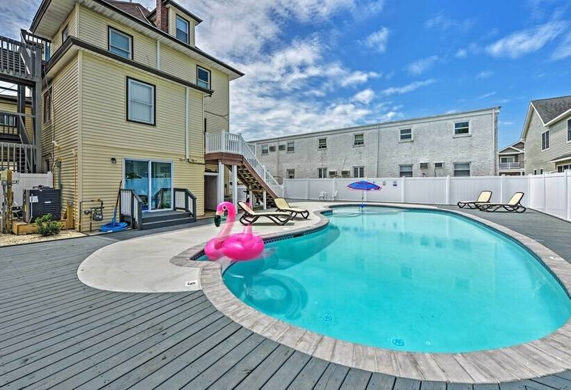 Seaside Wildwood Haven: Walk To Boardwalk/beach!