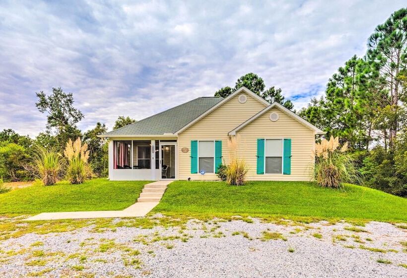 Secluded  La Mer Cottage  < 1 Mi To Beach!