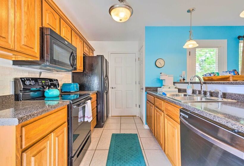 Secluded  La Mer Cottage  < 1 Mi To Beach!