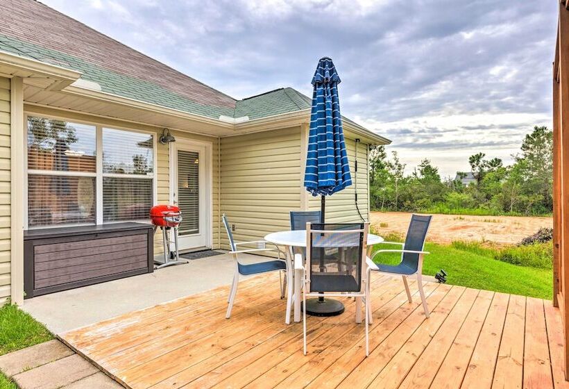 Secluded  La Mer Cottage  < 1 Mi To Beach!