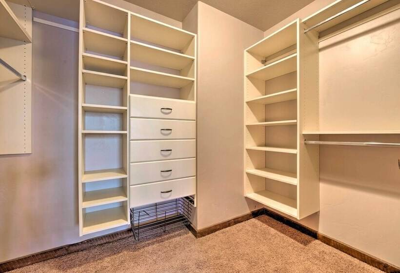 Secluded Sterling Abode: Near Palisade State Park!