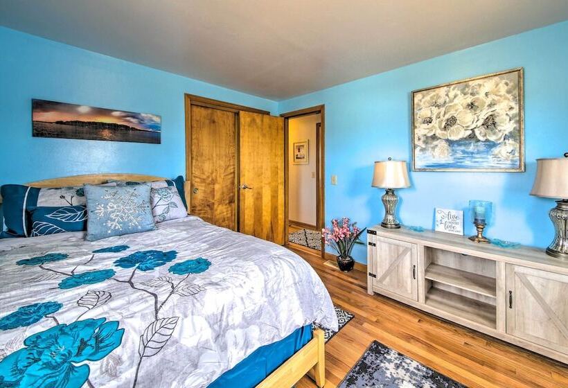 Ocean Inlet Cottage W/ Deck & Grill!