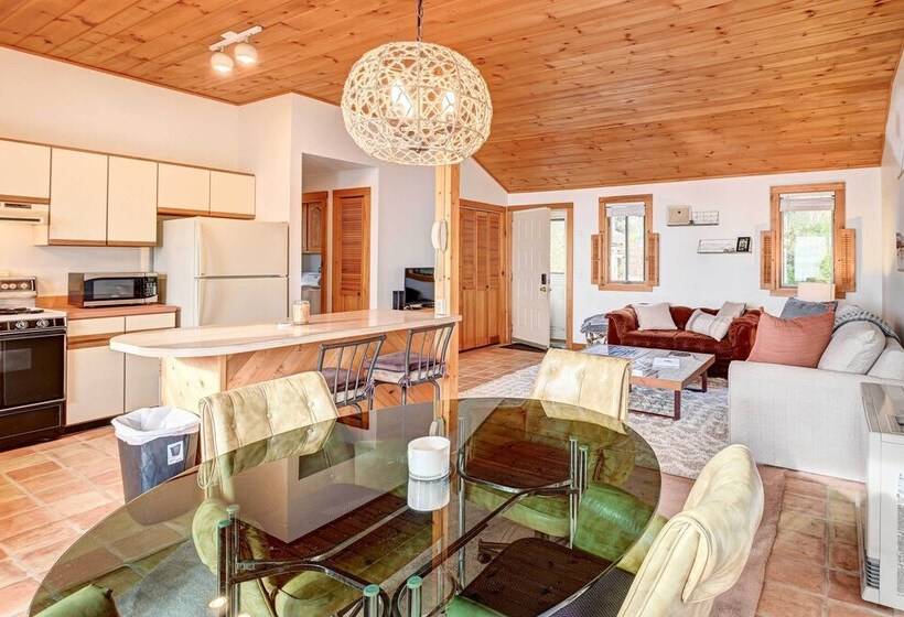 Serene Jonesport Escape: Deck W/ Water Views!