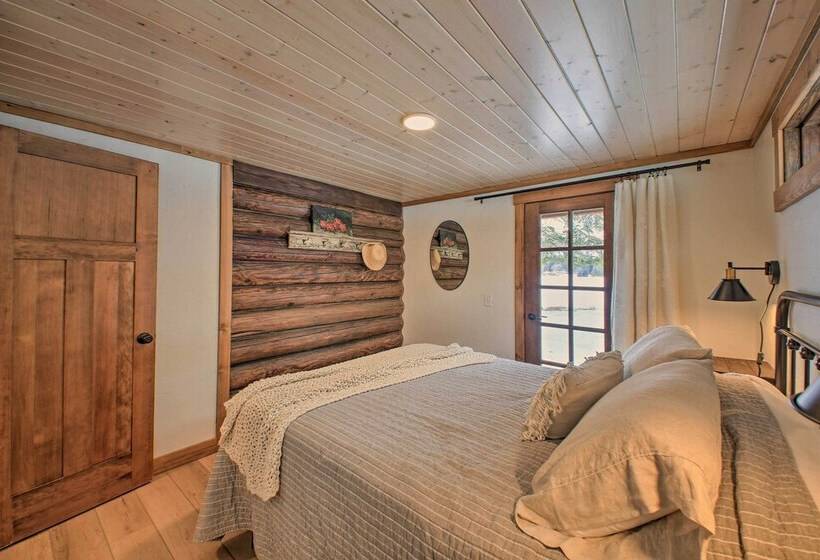 Serene Kootenai Cabin 3 Mi To Dtwn & River!