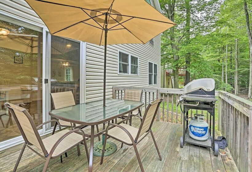 Serene Pocono Escape: 4 Mi To Tobyhanna State Park