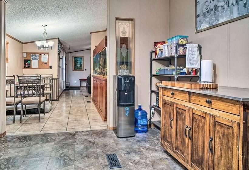 Sevierville Home: Lookout Deck, 10 Mi To Dollywood