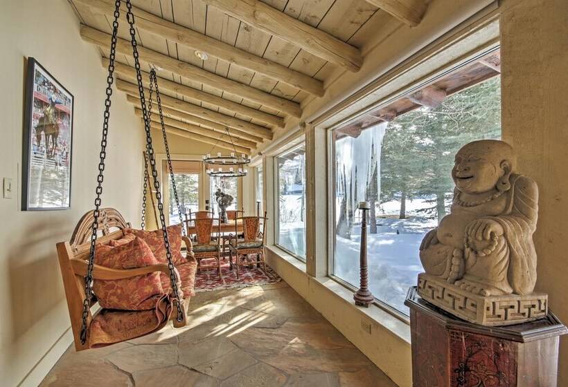 Snowmass Home W/ Hot Tub, Fireplace, & Mtn Views!