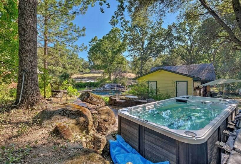 Sonora Home On 10 Resort Acres W/ Shared Pool!