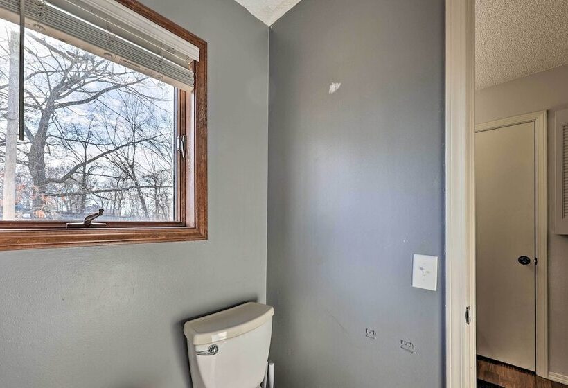 Spacious Bella Vista Home ~ 5 Mi To Lake!