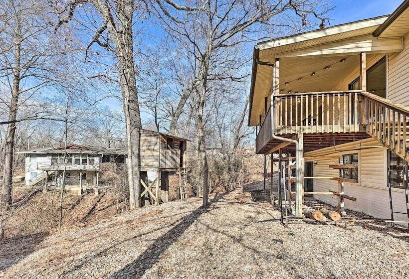 Spacious Bella Vista Home ~ 5 Mi To Lake!