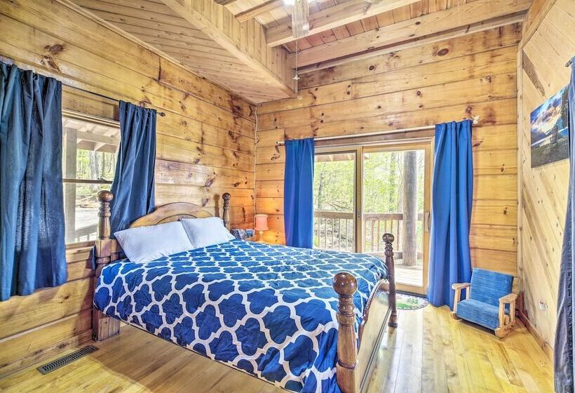 Spacious Cabin On Dale Hollow Lake W/hot Tub!