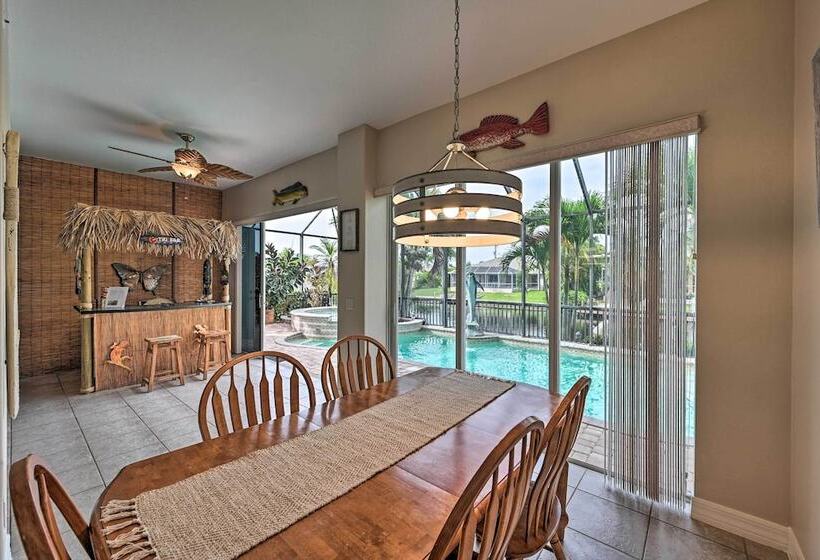 Canalfront Oasis: Cape Coral Home W/ Pool & Spa