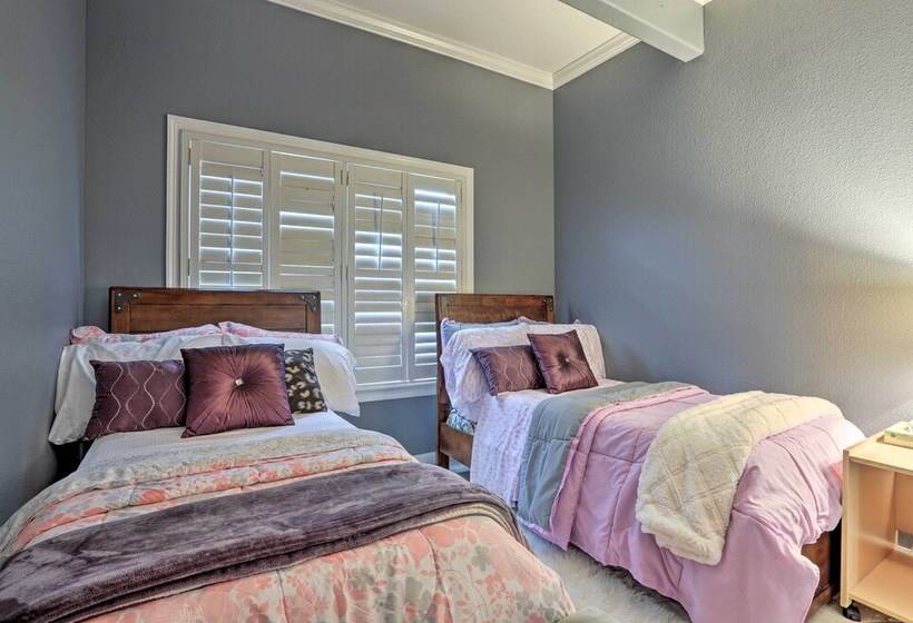 Spacious + Elegant Lone Tree Home Rental W/ Deck!