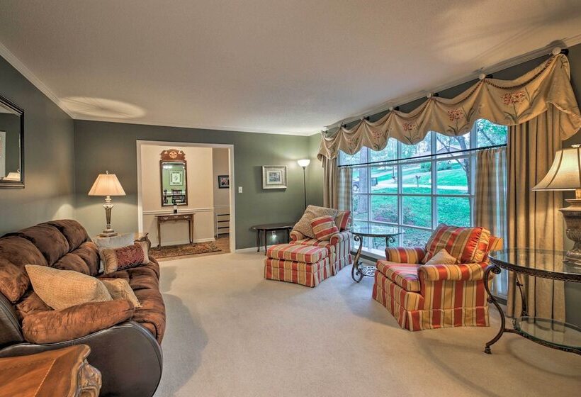 Spacious Family Home   17 Miles To Winston Salem!