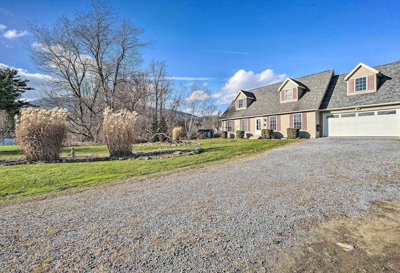 Spacious Home Near Bromley Mountain Ski Resort!