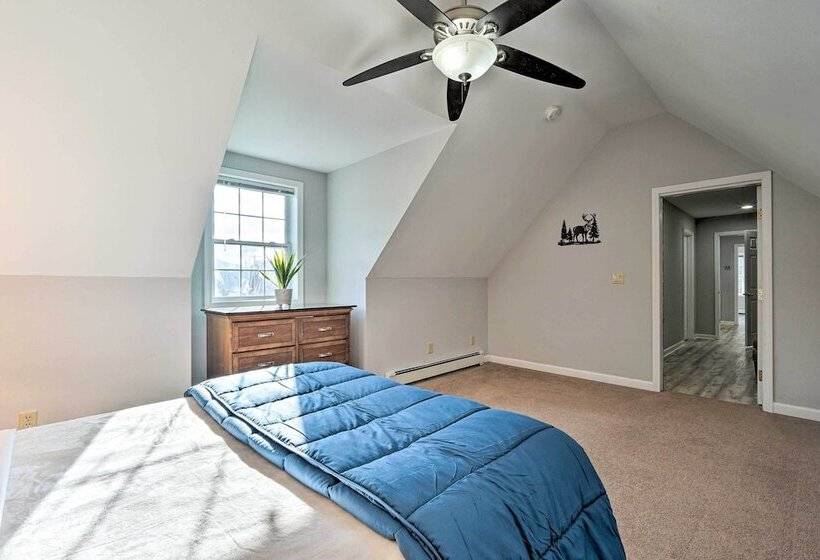 Spacious Home Near Bromley Mountain Ski Resort!