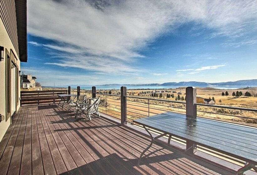 Spacious Home W/ Mtn Views: 2 Mi To Bear Lake!