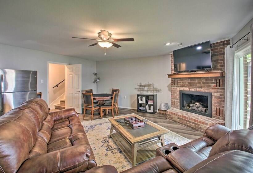 Spacious Hot Springs Home W/ Dock On Lake Hamilton