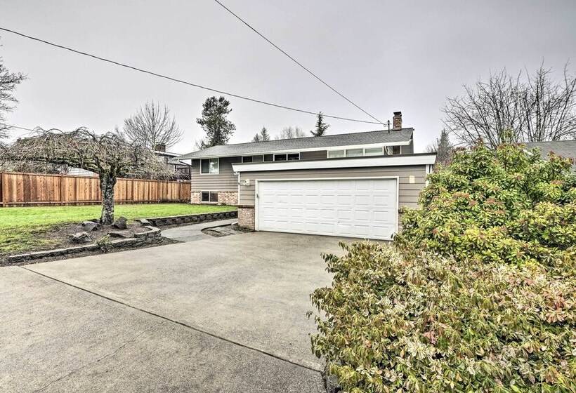Spacious Kent Home ~ 17 Mi To Dtwn Seattle!