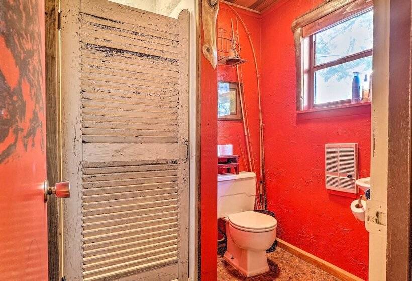 Dock On Lake Siesta: Spacious La Grange Retreat!