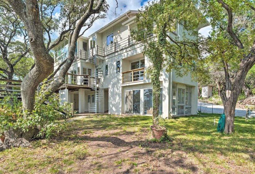 Spacious Lake Travis Home W/ Private Deck & Views!