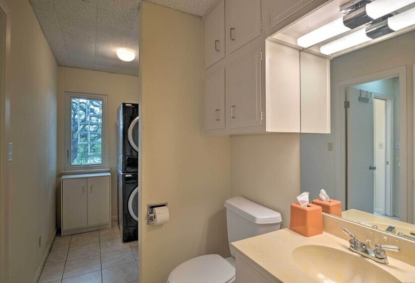 Spacious Lake Travis Home W/ Private Deck & Views!