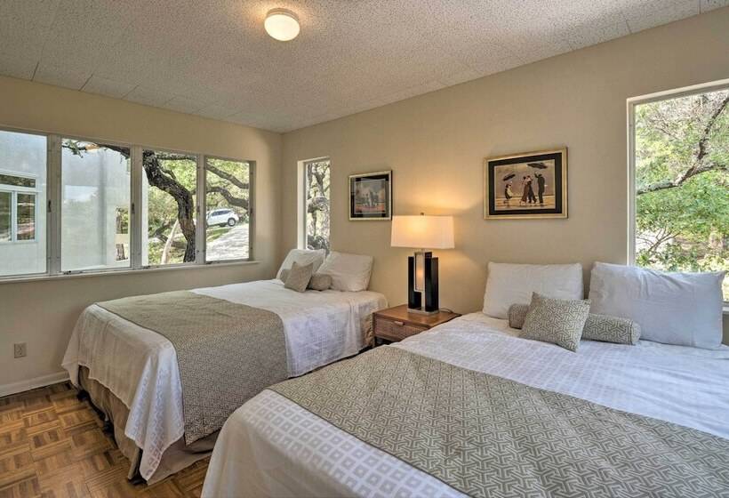 Spacious Lake Travis Home W/ Private Deck & Views!