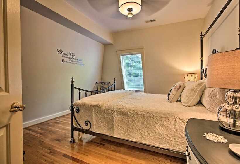 Spacious Mcgaheysville Family Retreat W/ Game Room