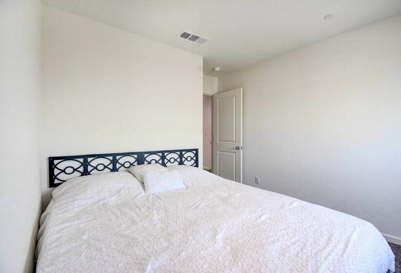 Spacious Merced Vacation Rental!