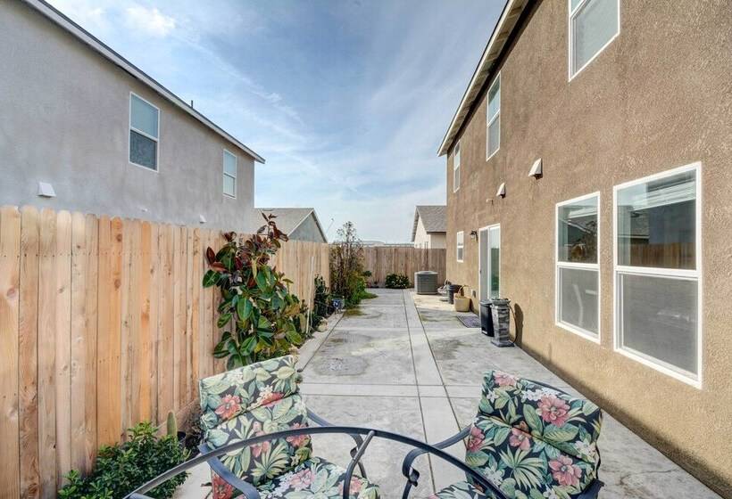 Spacious Merced Vacation Rental!