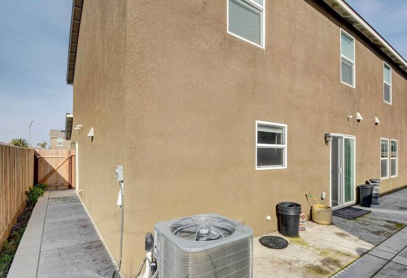Spacious Merced Vacation Rental!