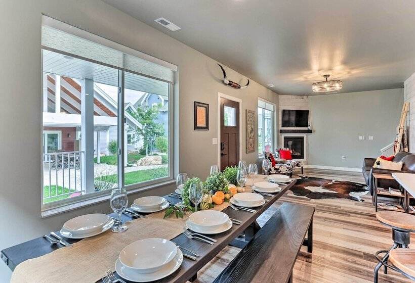 Spacious, Rustic Spearfish Home: Walk To Downtown!