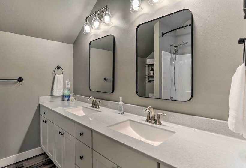 Spacious, Rustic Spearfish Home: Walk To Downtown!