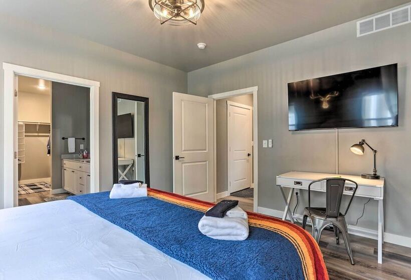 Spacious, Rustic Spearfish Home: Walk To Downtown!