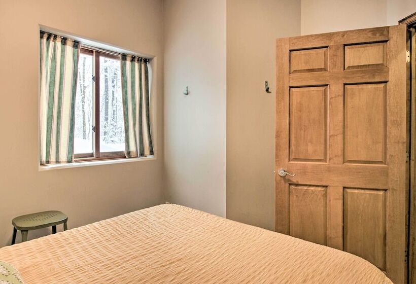 Spacious & Secluded Home By Pokegama Lake!