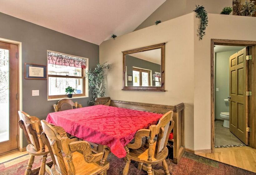 Spacious & Secluded Home By Pokegama Lake!